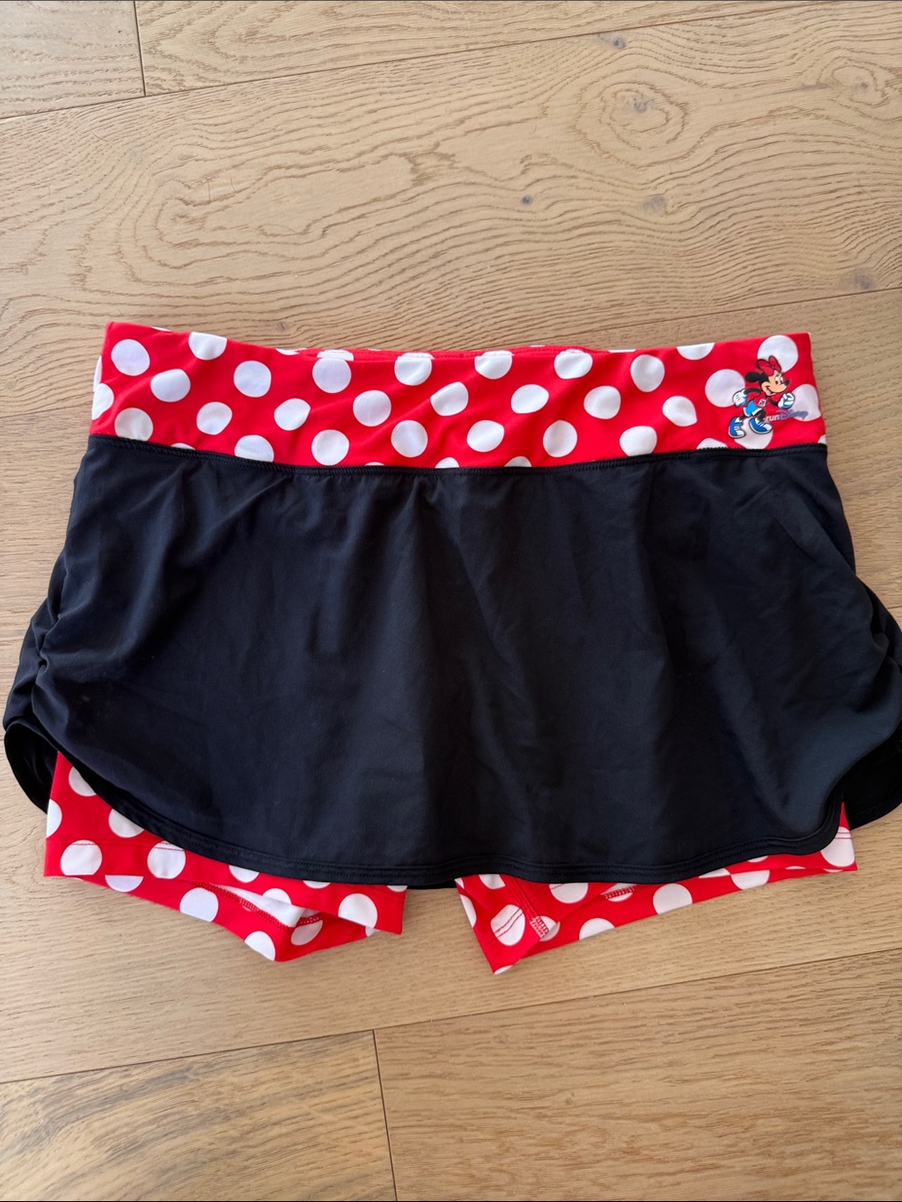 Champion runDisney Women’s Skort with Minnie Mouse size L